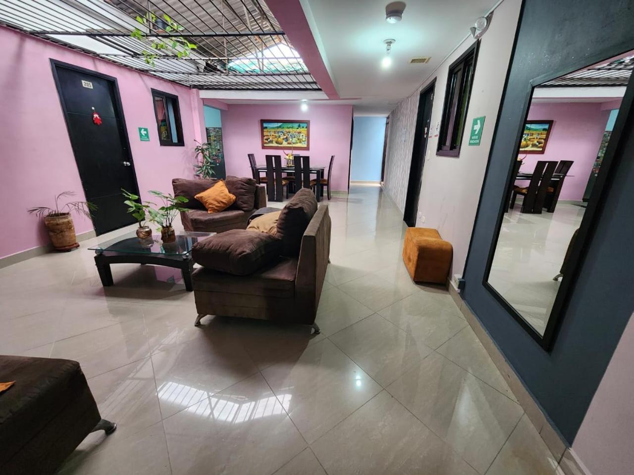 Hotel Laureles
