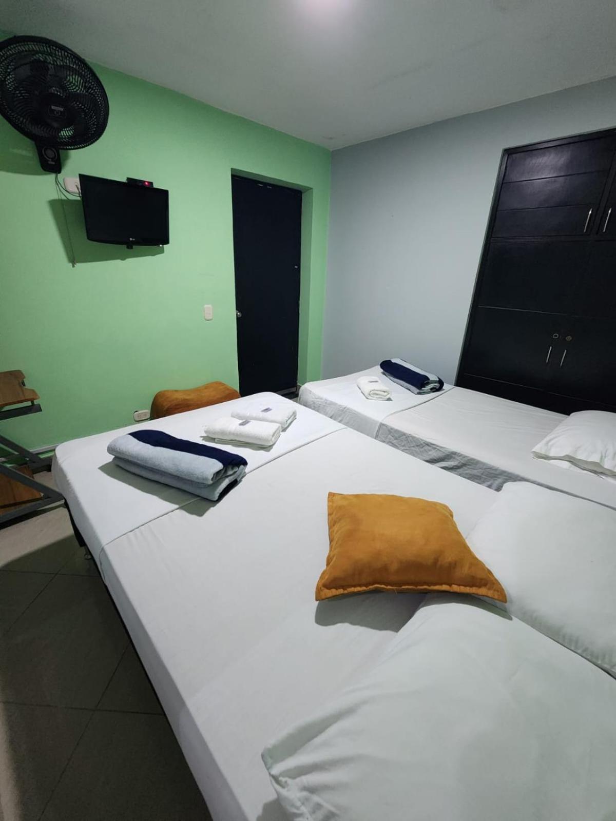 Hotel Laureles *